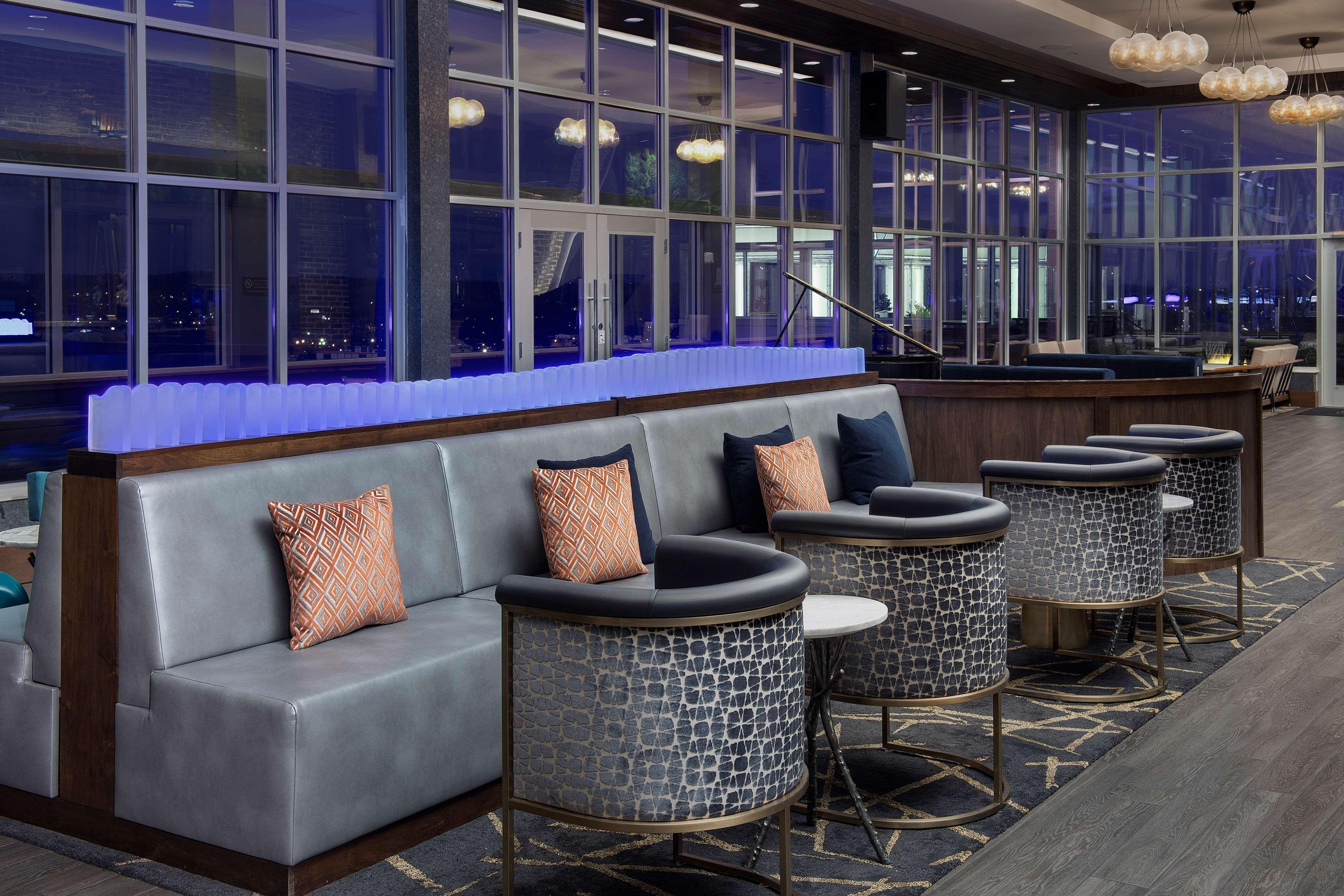 Embassy Suites By Hilton Knoxville Downtown Ngoại thất bức ảnh