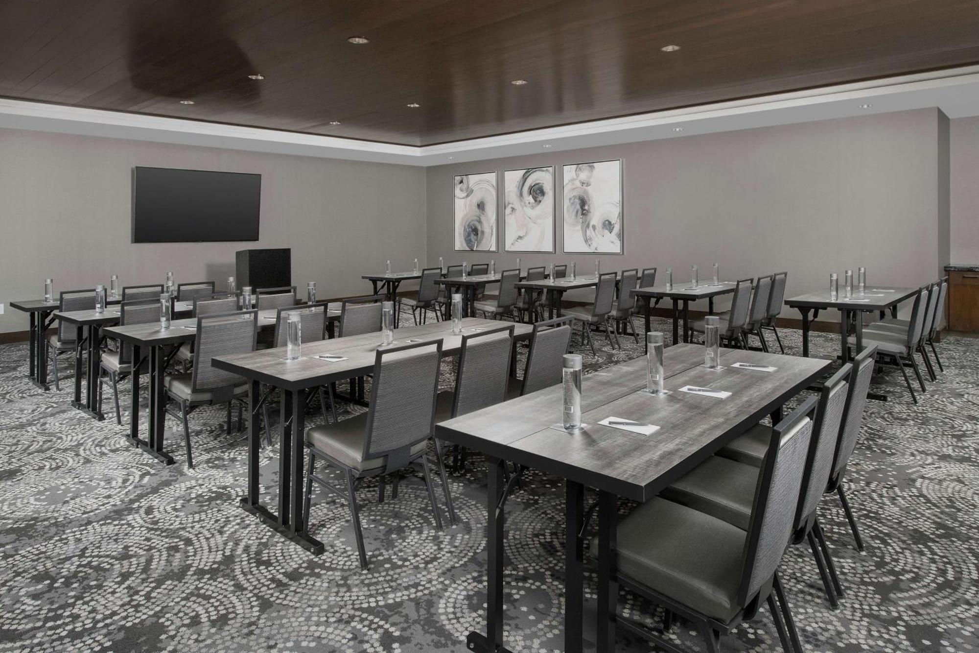 Embassy Suites By Hilton Knoxville Downtown Ngoại thất bức ảnh
