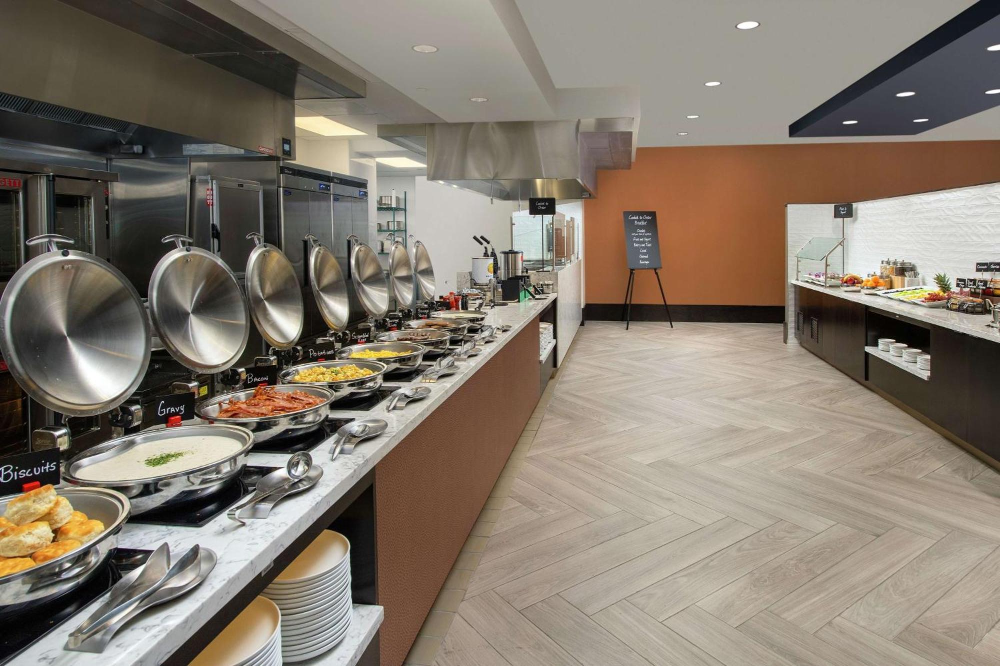 Embassy Suites By Hilton Knoxville Downtown Ngoại thất bức ảnh